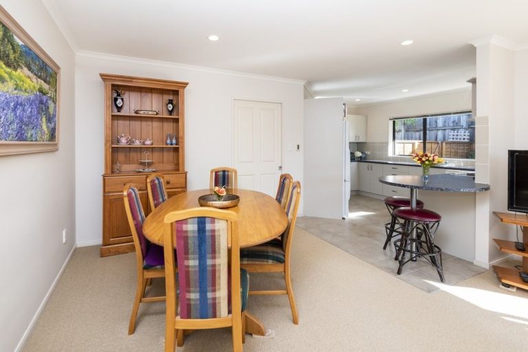 Photo of property in 32a Nelson Street, Howick, Auckland, 2014