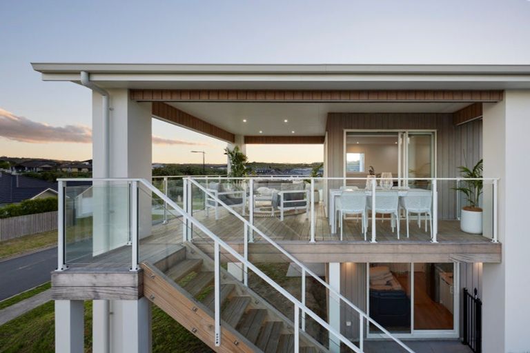 Photo of property in 45 Lakeside Terrace, Omokoroa, 3114