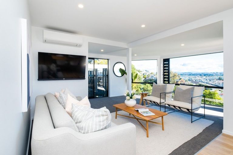 Photo of property in 11 Kowhai Road, Bluff Hill, Napier, 4110