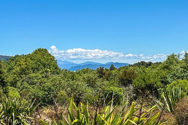 Photo of property in 46 Lacebark Drive, Kinloch, Taupo, 3377