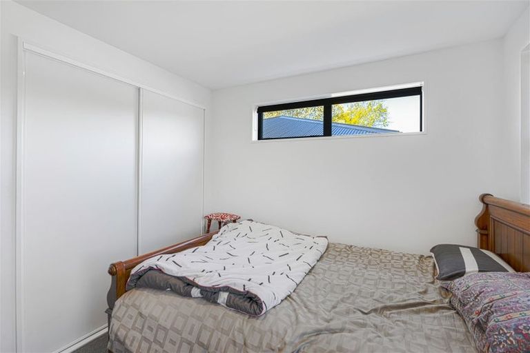 Photo of property in 12 Fairbairn Close, Halswell, Christchurch, 8025