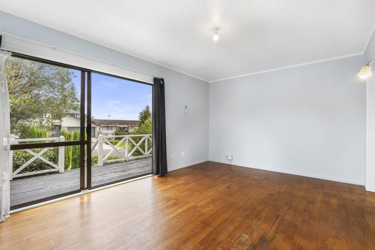 Photo of property in 103 Weldene Avenue, Glenfield, Auckland, 0629