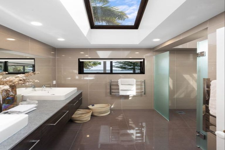 Photo of property in 349 Clifton Road, Whitford, Howick, 2571