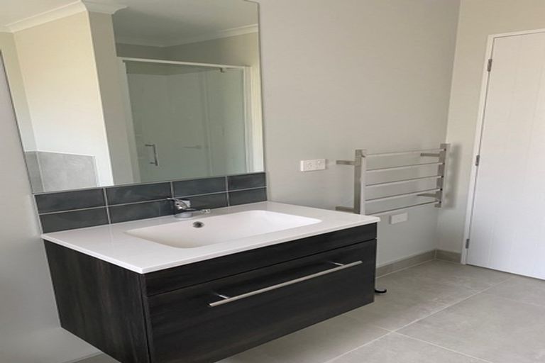 Photo of property in 8 Bathgate Court, Pokeno, 2402