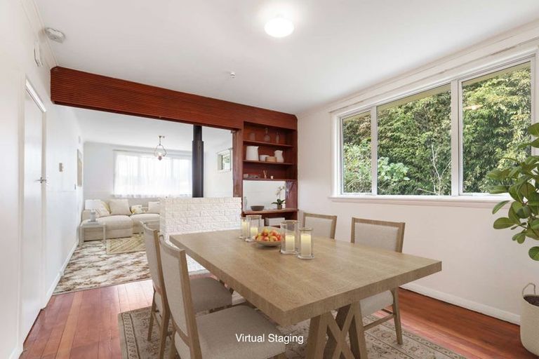 Photo of property in 10 Oturi Road, Waverley, 4510