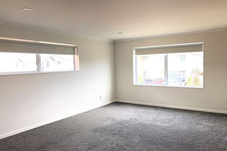 Photo of property in 17 Carrickdawson Drive, Flat Bush, Auckland, 2019