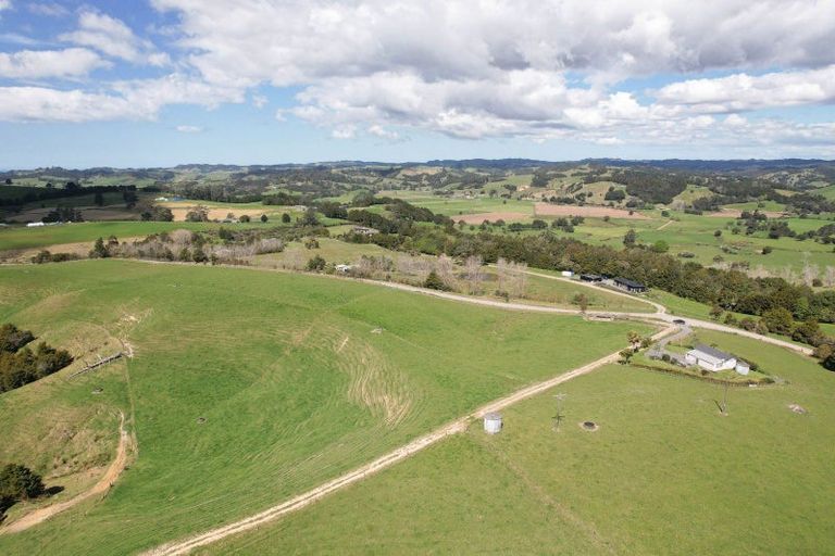 Photo of property in Pigs Head Road, Whakapara, Hikurangi, 0184