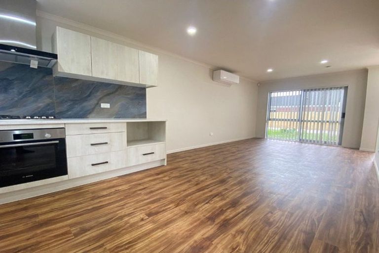 Photo of property in 7/55 Swaffield Road, Papatoetoe, Auckland, 2025