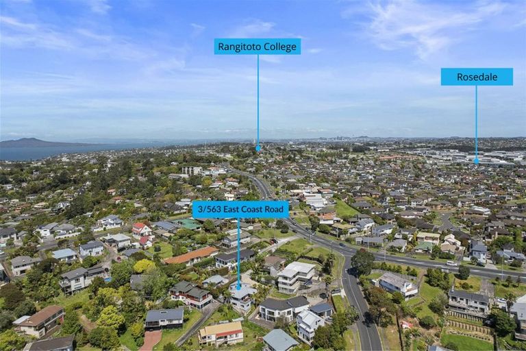 Photo of property in 3/563 East Coast Road, Browns Bay, Auckland, 0630