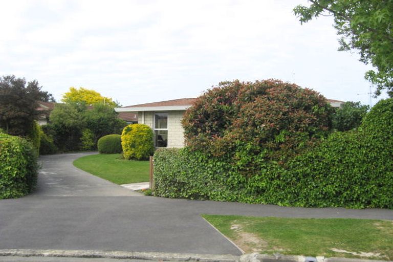 Photo of property in 2/38 Brogar Place, Casebrook, Christchurch, 8051