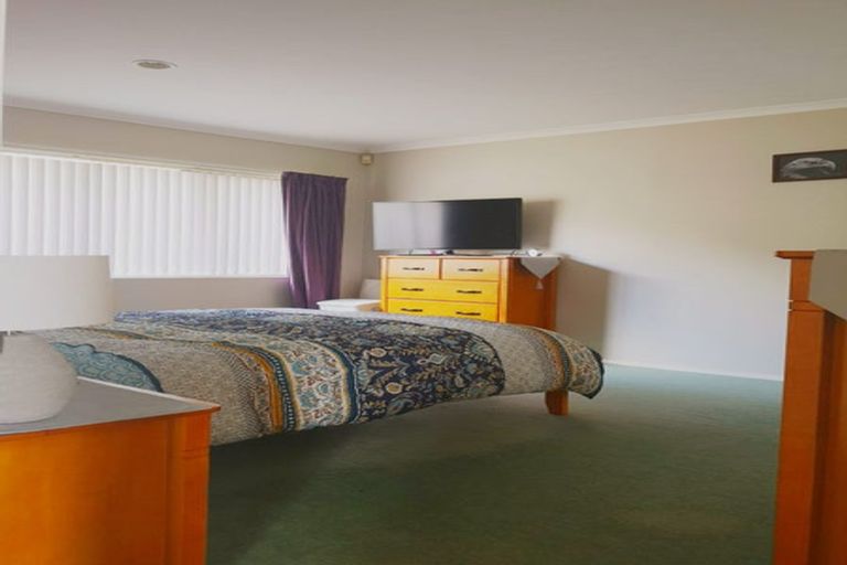 Photo of property in 19 Limerick Place, Dannemora, Auckland, 2016