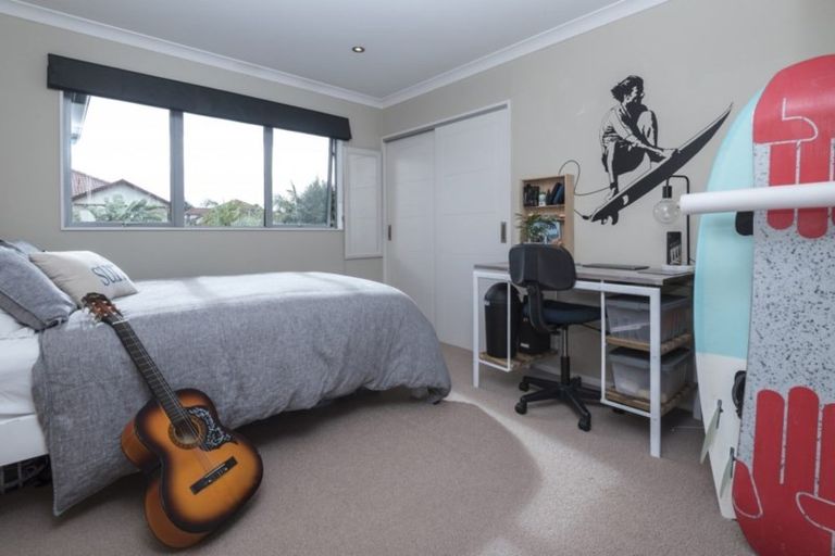 Photo of property in 43 Manor Park, Sunnyhills, Auckland, 2010