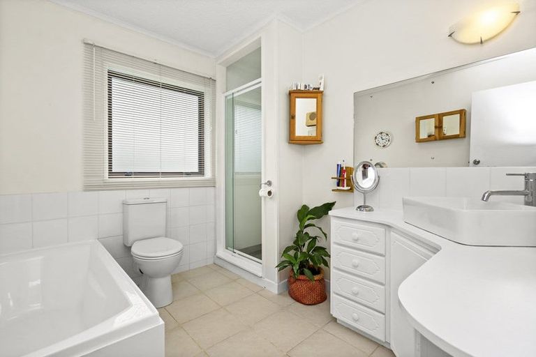 Photo of property in 108 Thornton Road, Cambridge, 3434