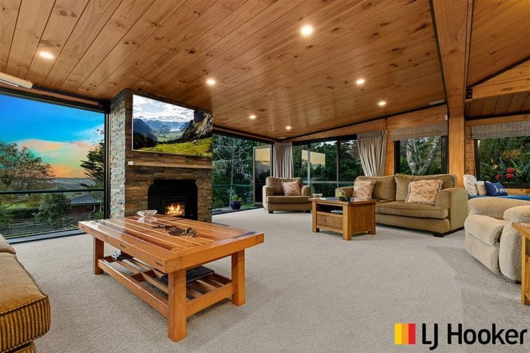 Photo of property in 77 Awanui Rise, Papakura, 2582