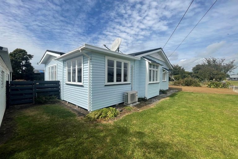 Photo of property in 6 Strange Street, Waitara, 4320
