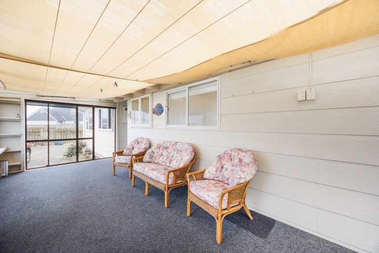 Photo of property in 20 Thomas Place, Foxton Beach, Foxton, 4815