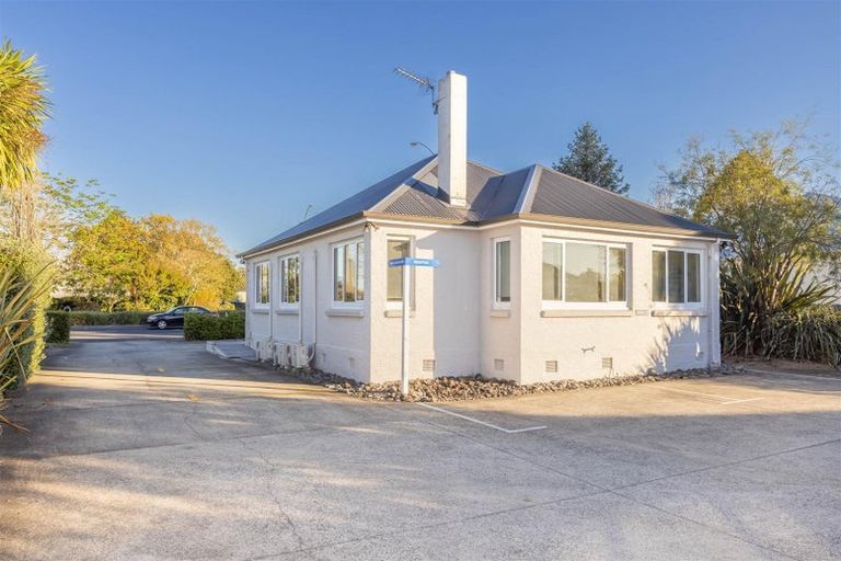 Photo of property in 131 Cobham Drive, Hamilton East, Hamilton, 3216