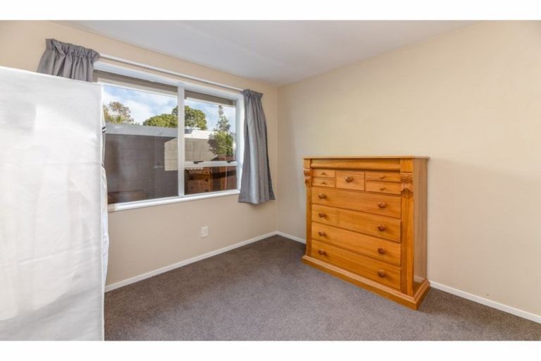 Photo of property in 523 Marine Parade, South New Brighton, Christchurch, 8062