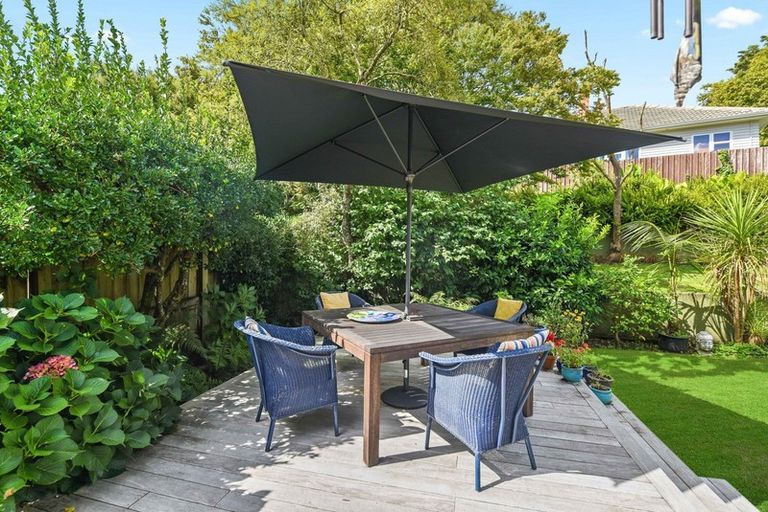 Photo of property in 54 Plunket Terrace, Hamilton East, Hamilton, 3216