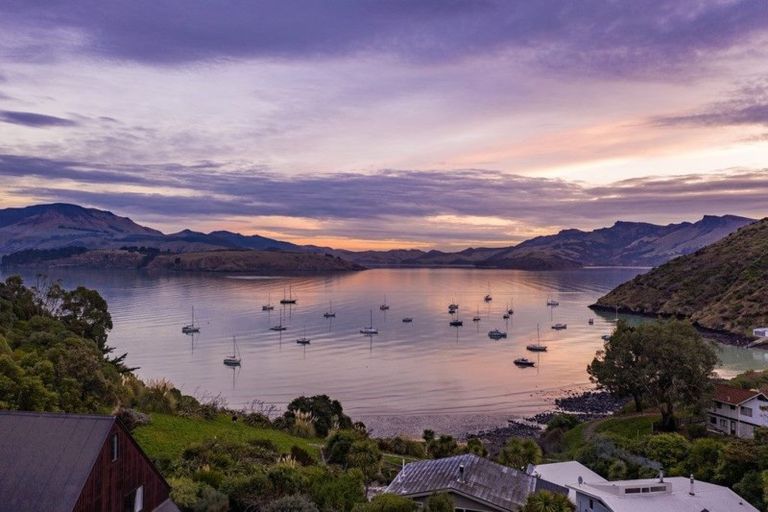 Photo of property in 1 Cass Bay Place, Cass Bay, Lyttelton, 8082