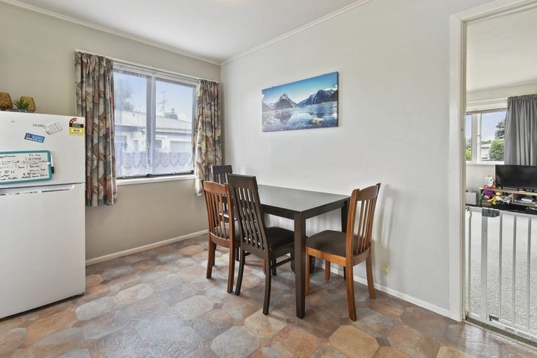 Photo of property in 26 Cosgrave Road, Papakura, 2110