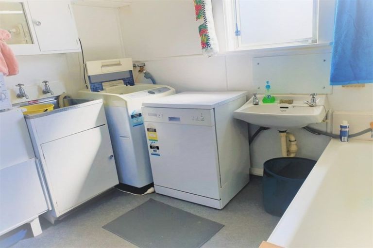 Photo of property in 10 Salisbury Street, Dannevirke, 4930