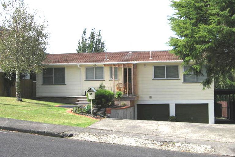 Photo of property in 25 Manhattan Heights, Glendene, Auckland, 0602
