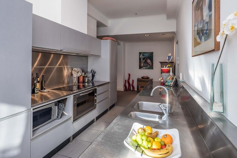 Photo of property in Augusta Apartments, 12/254 Willis Street, Te Aro, Wellington, 6011