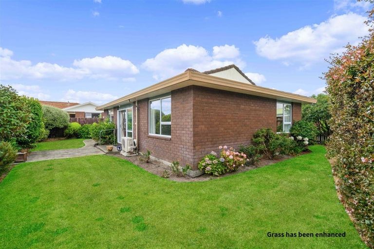 Photo of property in 1/12 Glenbyre Place, Bromley, Christchurch, 8062