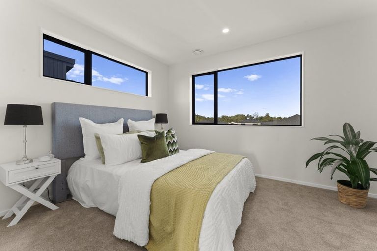 Photo of property in 14 Johns Creek Crescent, Silverdale, 0932