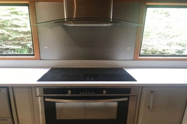 Photo of property in 25 Hull Road, Waitoki, Kaukapakapa, 0871