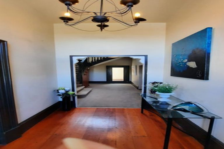 Photo of property in 21 Ross Place, Lawrence, 9532