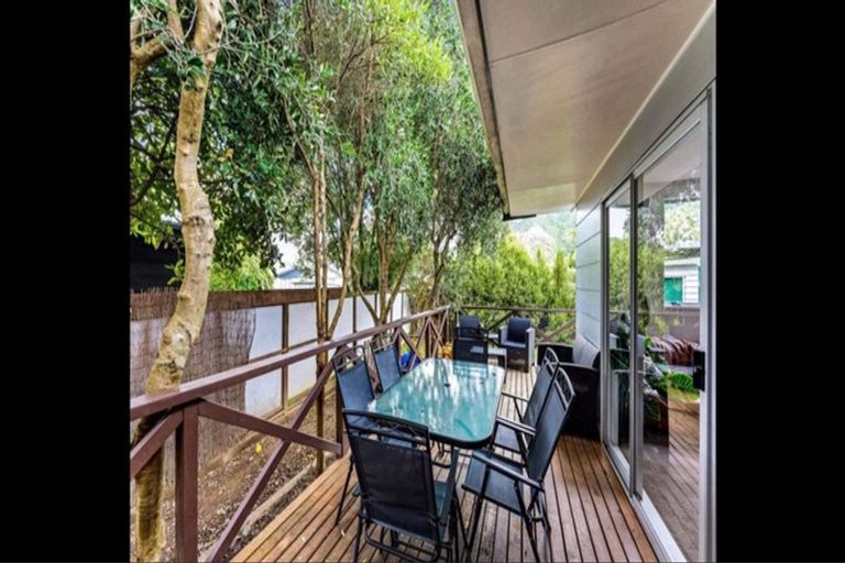 Photo of property in 11 Akron Grove, Totara Park, Upper Hutt, 5018