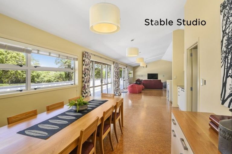 Photo of property in 17 Brookvale Lane, Taupaki, Henderson, 0782