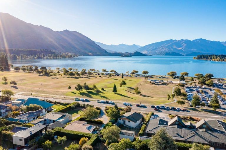 Photo of property in 98 Brownston Street, Wanaka, 9305