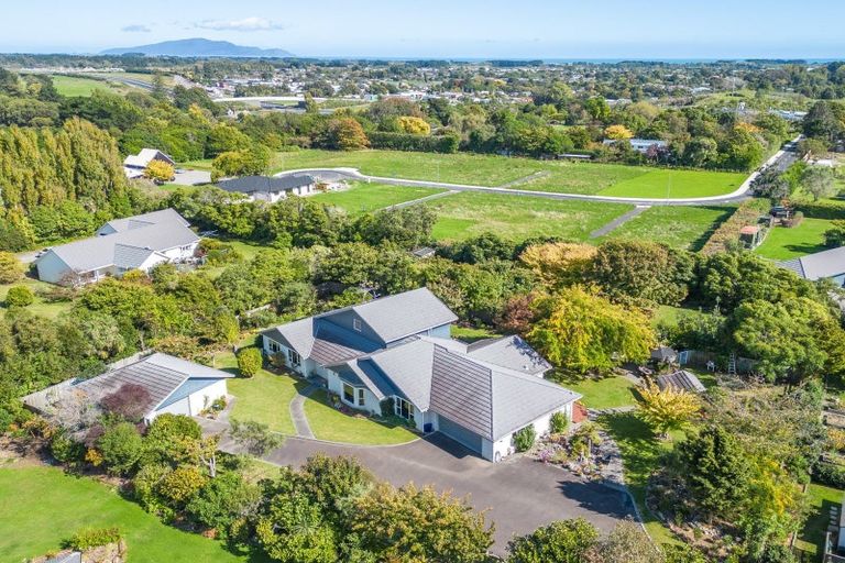 Photo of property in 7 Westpeak Way, Otaki, 5512