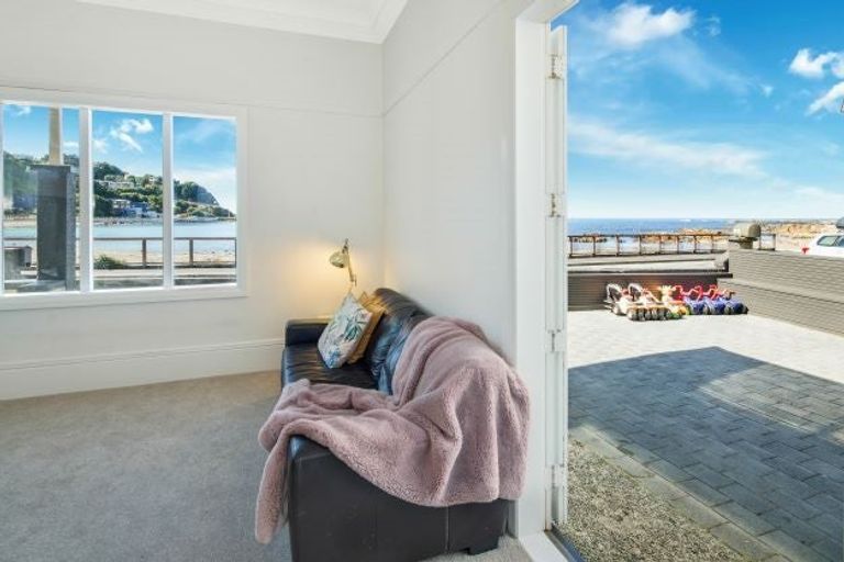 Photo of property in 72 Owhiro Bay Parade, Owhiro Bay, Wellington, 6023