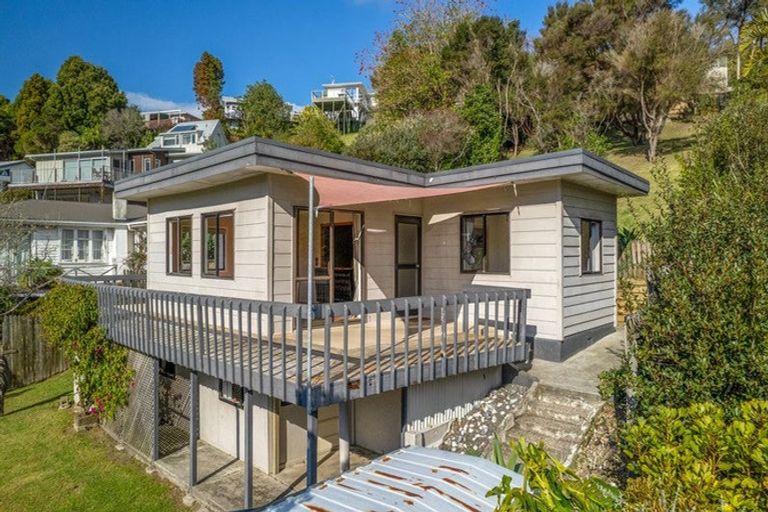 Photo of property in 5 Long Beach Road, Russell, 0202