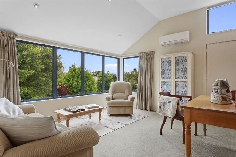 Photo of property in 37 Stanbury Avenue, Somerfield, Christchurch, 8024