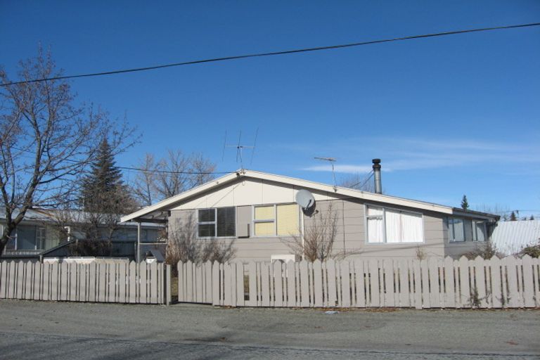 Photo of property in 19 Sefton Street, Twizel, 7901