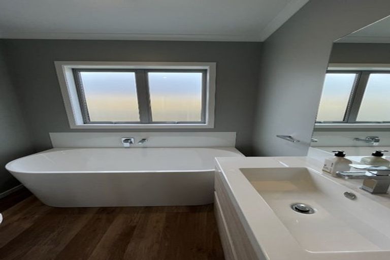 Photo of property in 9 Takapo Grove, Kelson, Lower Hutt, 5010