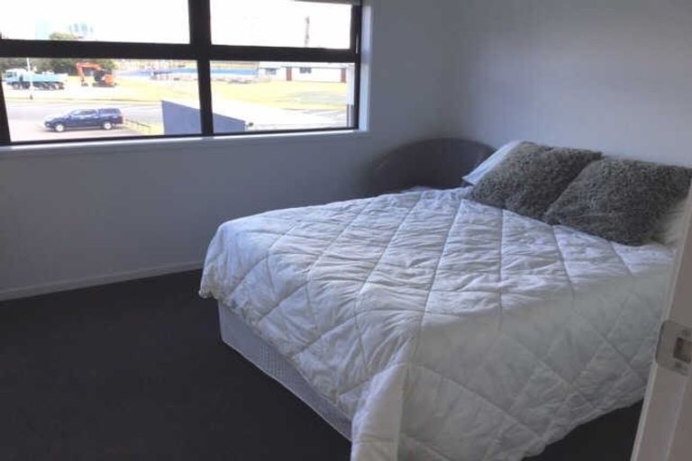 Photo of property in 4/63 Tawa Street, Mount Maunganui, 3116