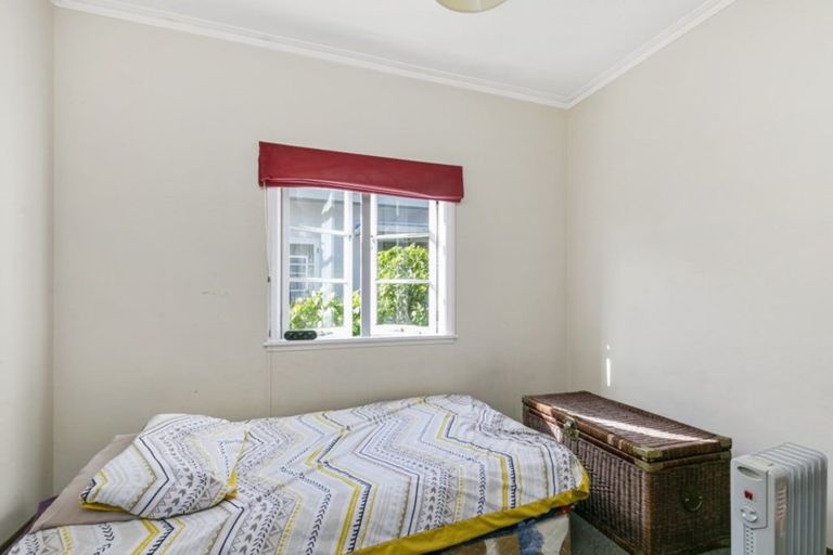 Photo of property in 6 Pimble Avenue, Karori, Wellington, 6012