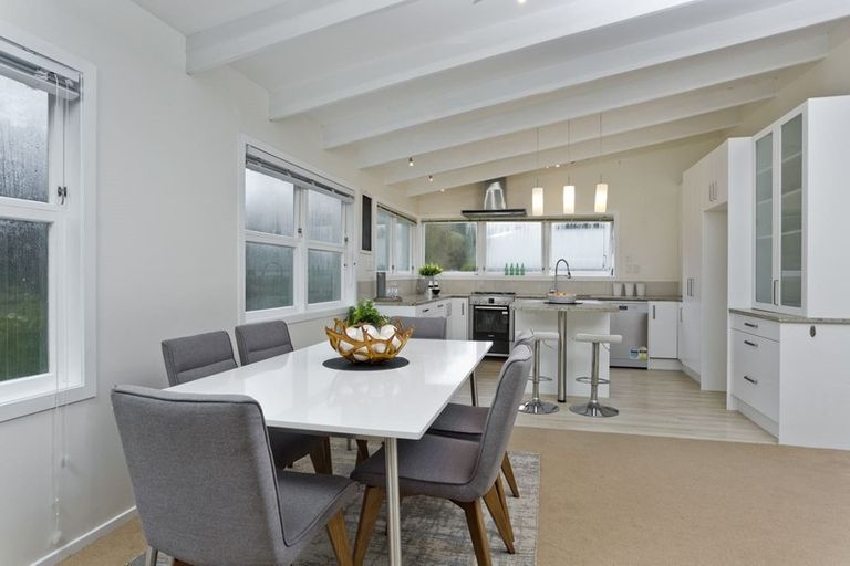 Photo of property in 1/68 Stredwick Drive, Torbay, Auckland, 0630