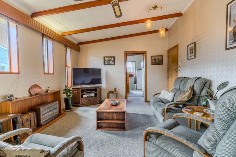 Photo of property in 15b Baker Street, Caversham, Dunedin, 9012