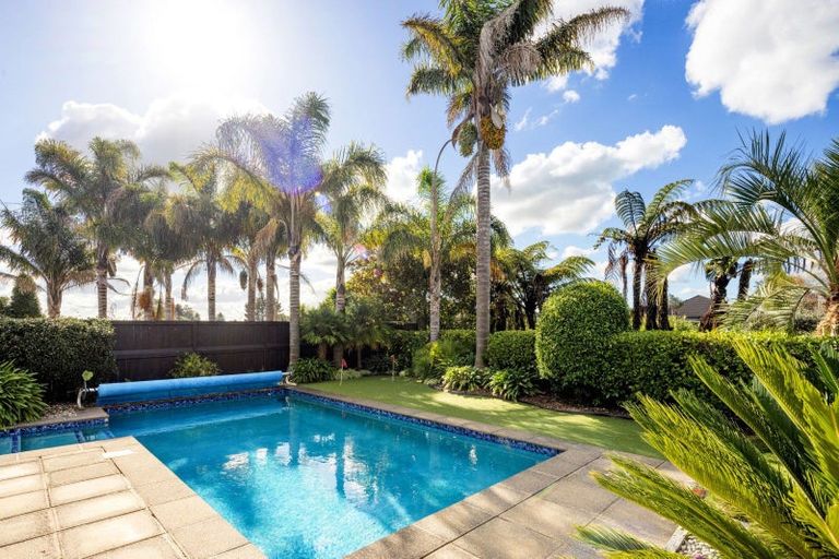 Photo of property in 15 The Esplanade, Huntington, Hamilton, 3210