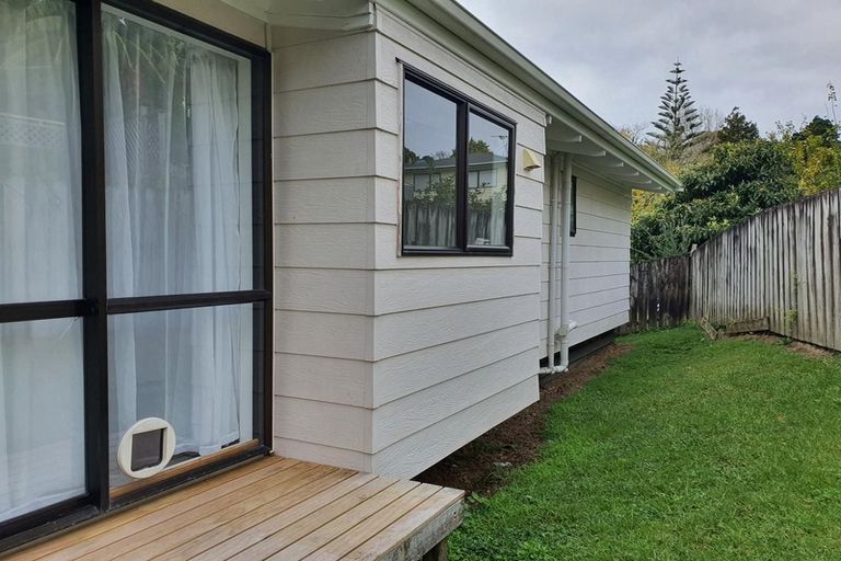 Photo of property in 50 Sungrove Rise, Sunnyvale, Auckland, 0612