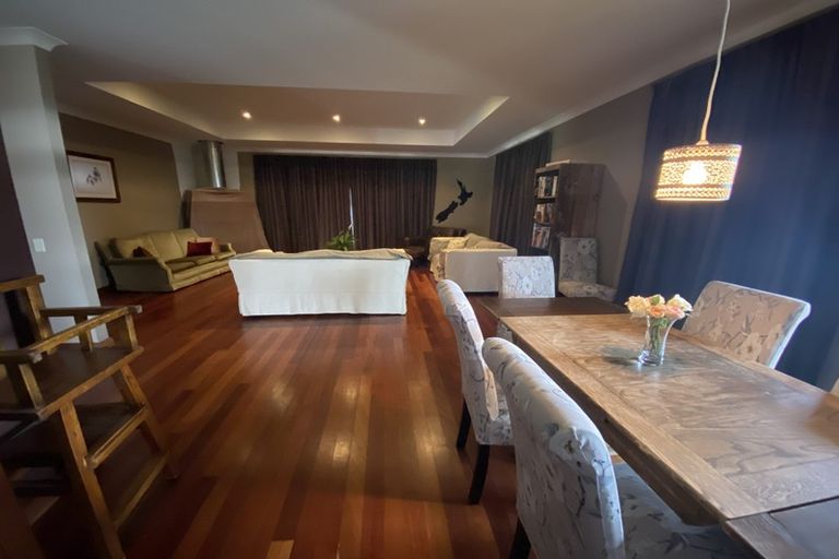 Photo of property in 182 Stevenson Road, Wanaka, 9382