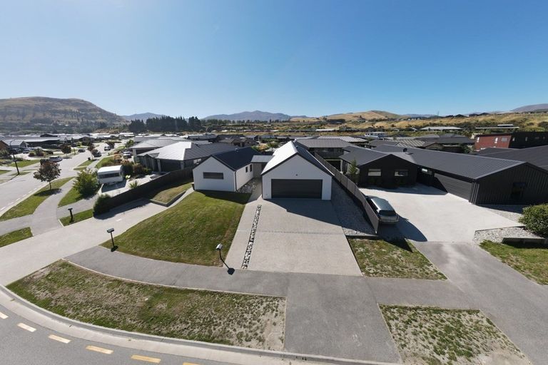 Photo of property in 106 Stalker Road, Lower Shotover, Queenstown, 9304