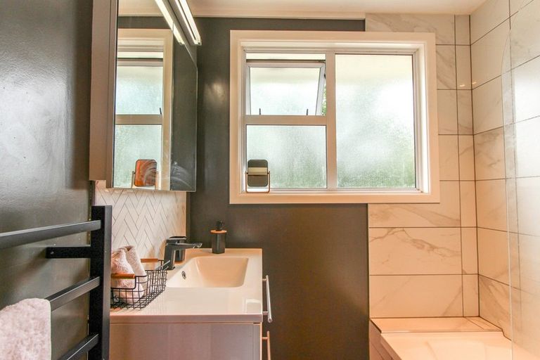 Photo of property in 65 Mount View Drive, Mangakakahi, Rotorua, 3015